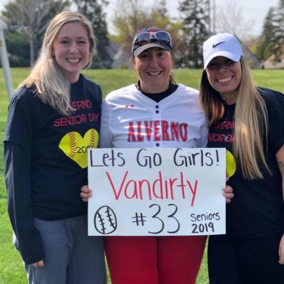 Meet your Posher, Andie - Picture 1 of 1